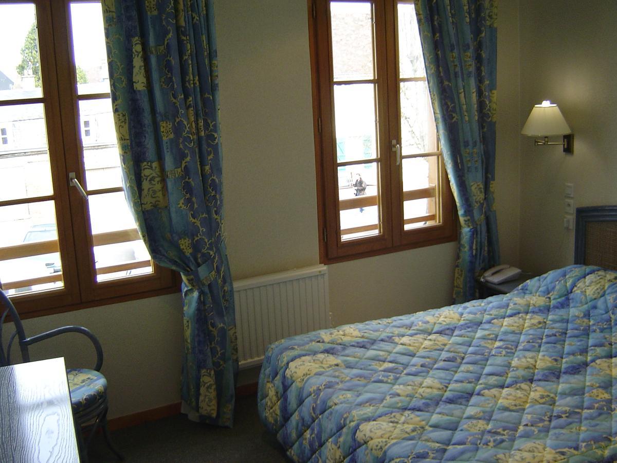 Hotel De Normandie Conches-en-Ouche ภายนอก รูปภาพ