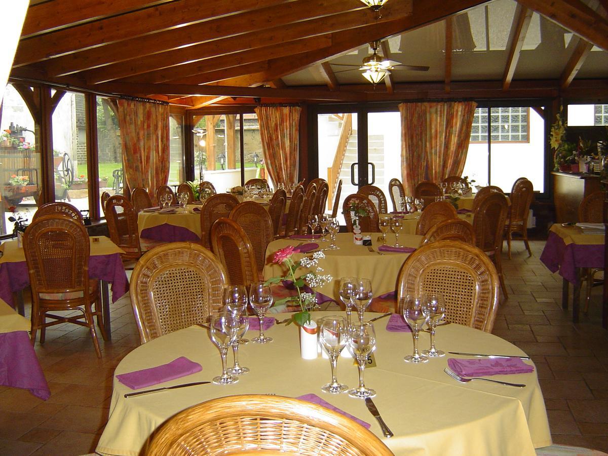 Hotel De Normandie Conches-en-Ouche ภายนอก รูปภาพ